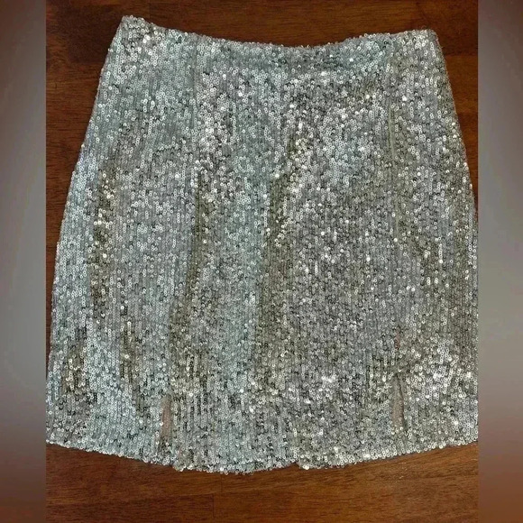 Love on a Hanger sexy sequin skirt size 3 - Picture 1 of 8